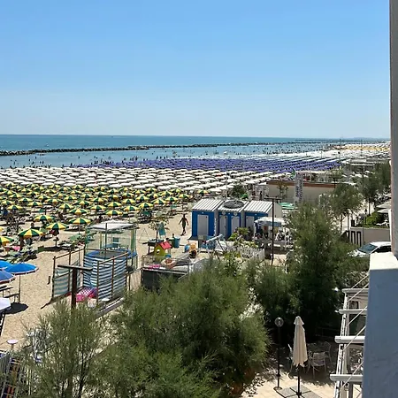 Bartolini Μπελάρια-Ιτζέα Μαρίνα