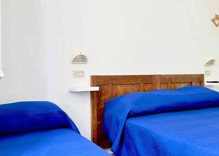 Bartolini Отель *